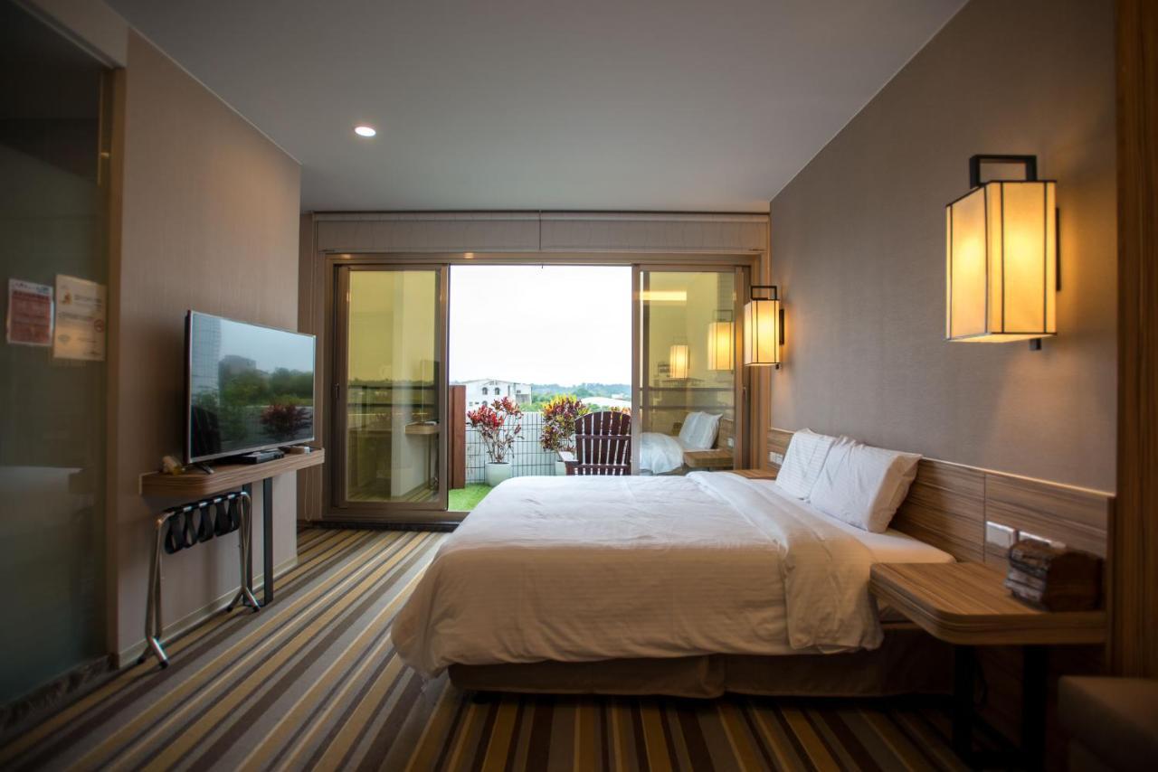 Tainan Julie'S Garden 峰情文旅 Hotel Anping Exterior foto
