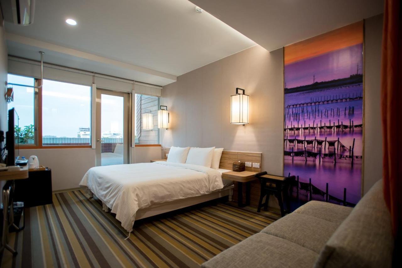 Tainan Julie'S Garden 峰情文旅 Hotel Anping Exterior foto