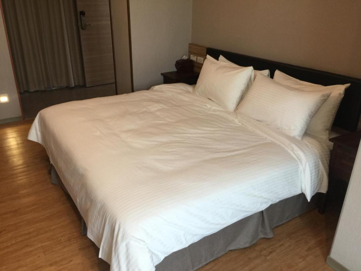 Tainan Julie'S Garden 峰情文旅 Hotel Anping Exterior foto