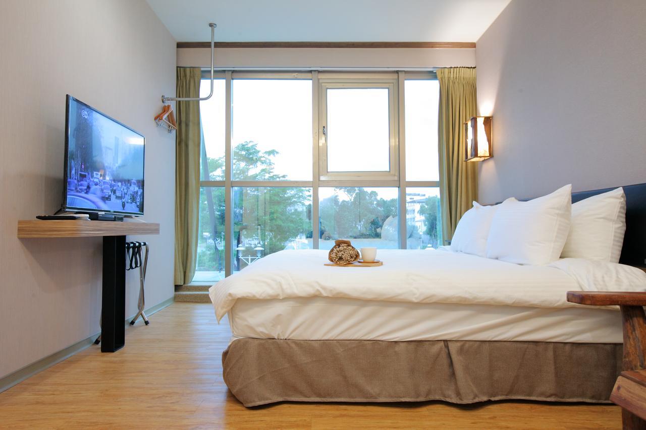 Tainan Julie'S Garden 峰情文旅 Hotel Anping Exterior foto