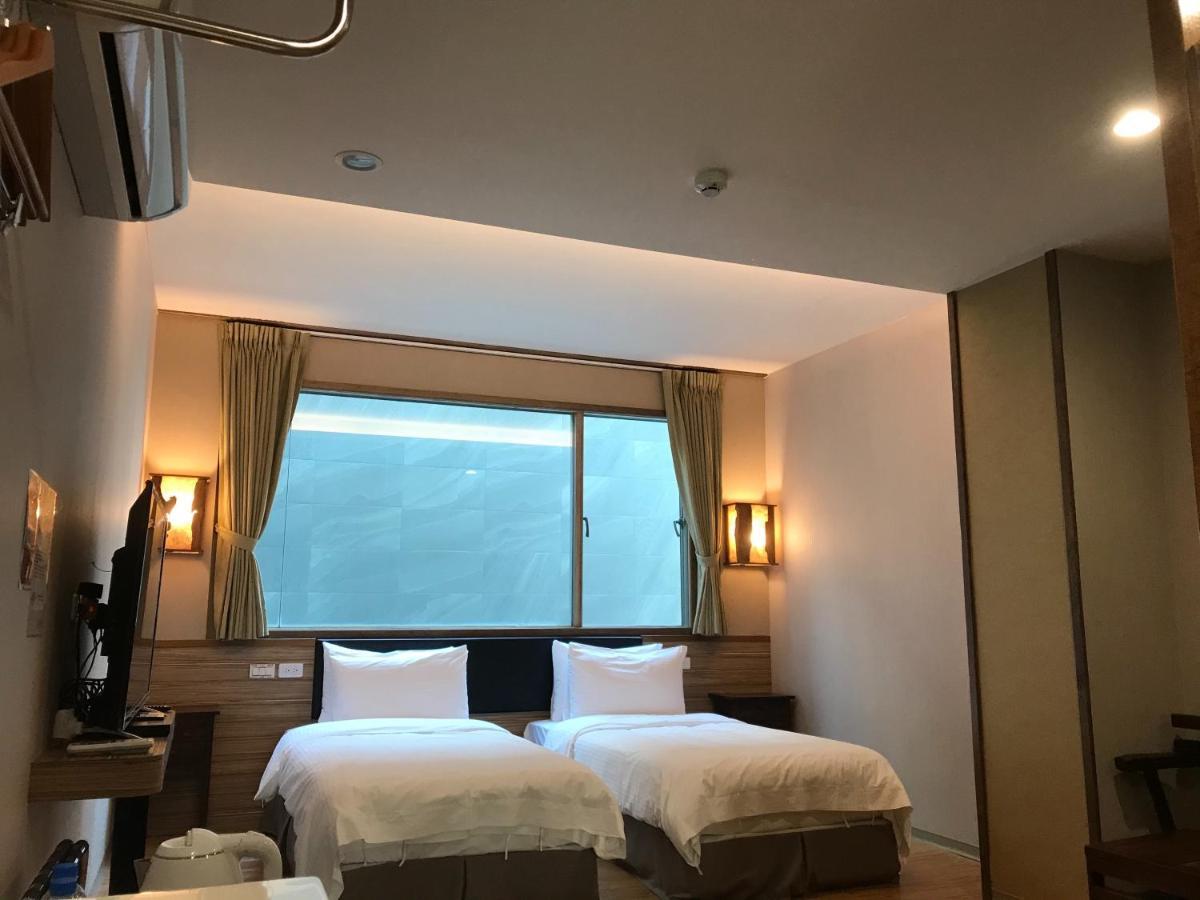 Tainan Julie'S Garden 峰情文旅 Hotel Anping Exterior foto